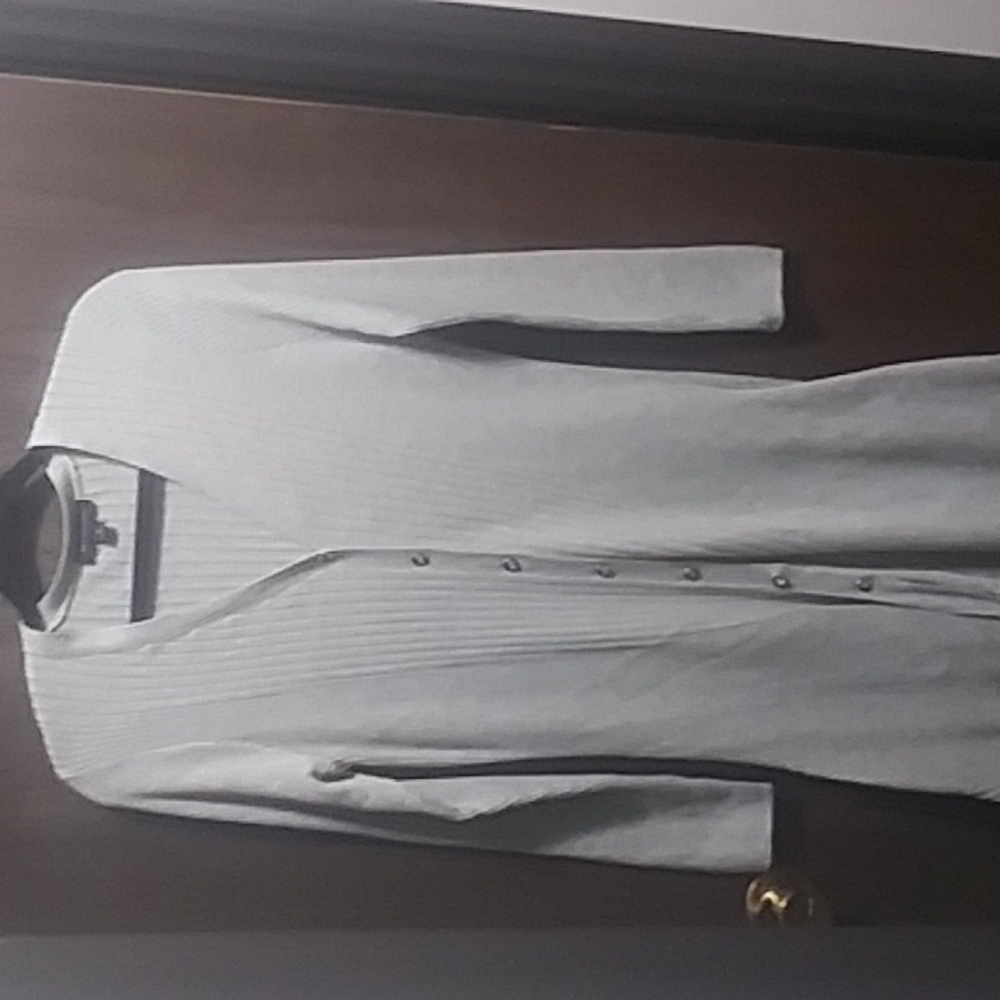 NWOT H by Halston ribbed button front cardigan